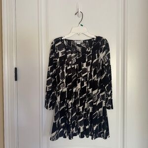 Keren Hart Flowing Black and White Top - Size S